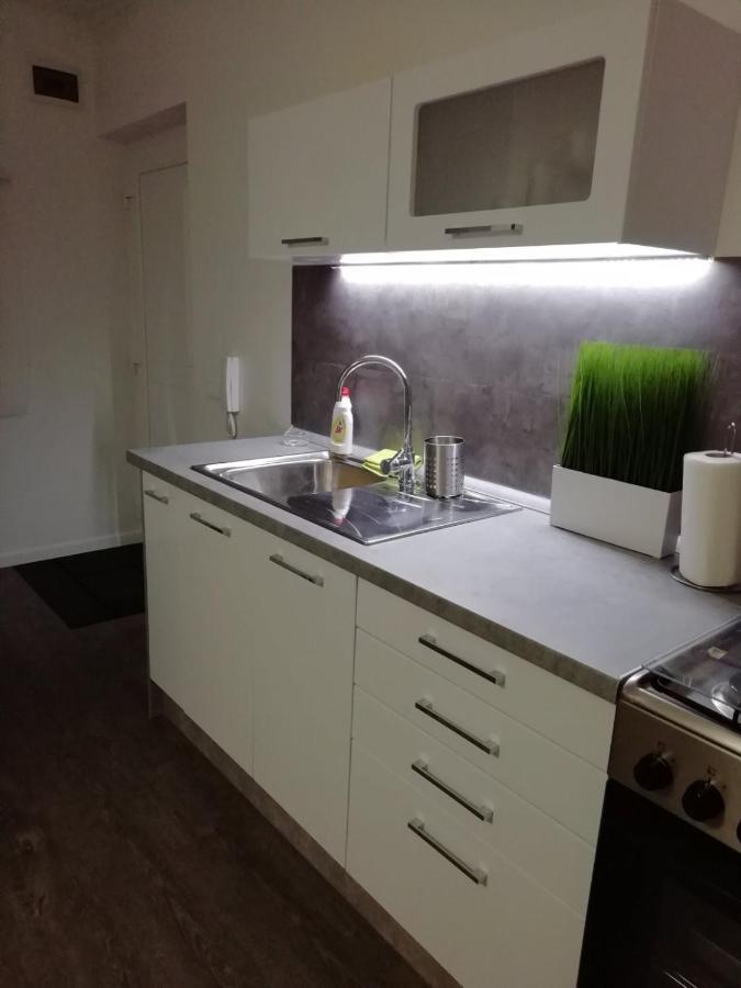 Апартаменты Salvus Apartman Эгер Экстерьер фото